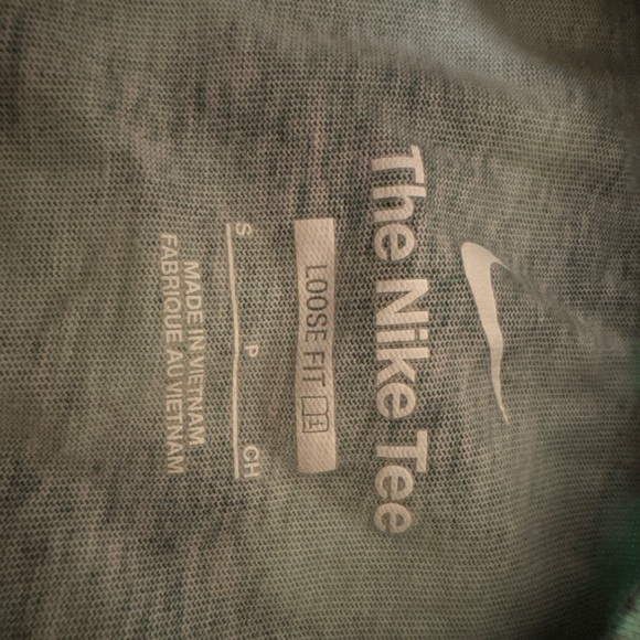 Nike Max90 Just Do It Basketball T-Shirt Size S ‘Green Purple' FD0066-363 - Picture 4 of 4